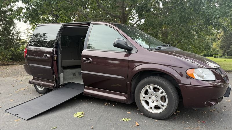 2003 Dodge Grand Caravan